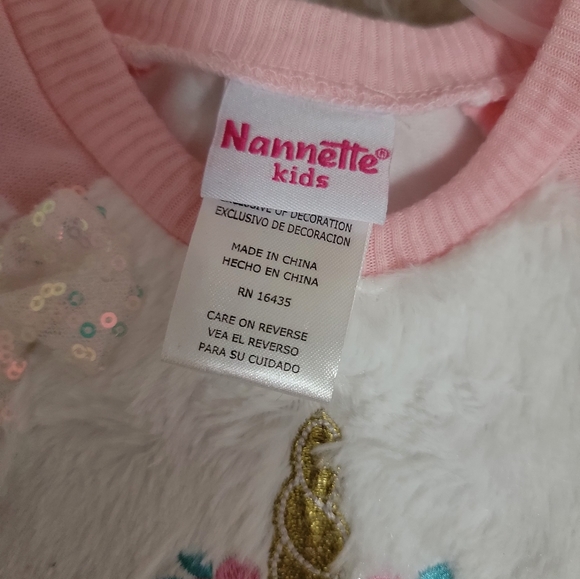 NWT Nannette Unicorn 2pc set. Sweatshirt and leggings. 2T - Picture 3 of 5